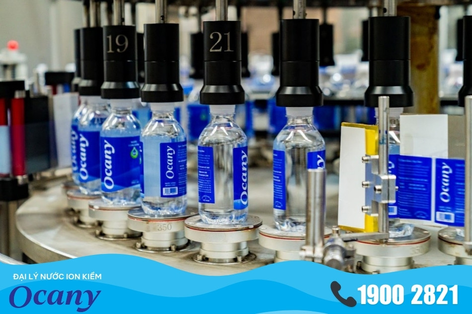 Nước ion kiềm có giá cao hơn do công nghệ sản xuất phức tạp hơn Nước ion kiềm có giá cao hơn do công nghệ sản xuất phức tạp hơn